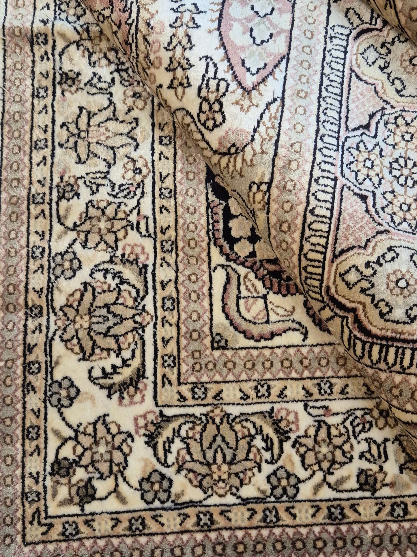 Hereke Teppich Seide auf Seide Gartenmotiv fein handgeknüpft