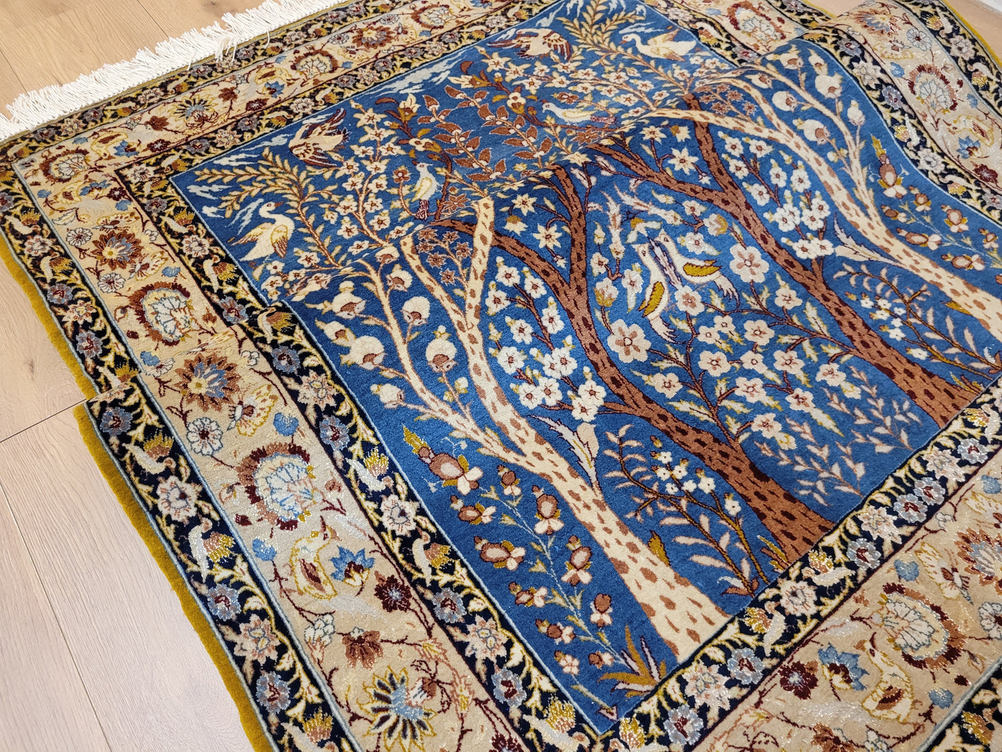 Isfahan Teppich Korkwolle mit Seide feine Knüpfung Baum des Lebens