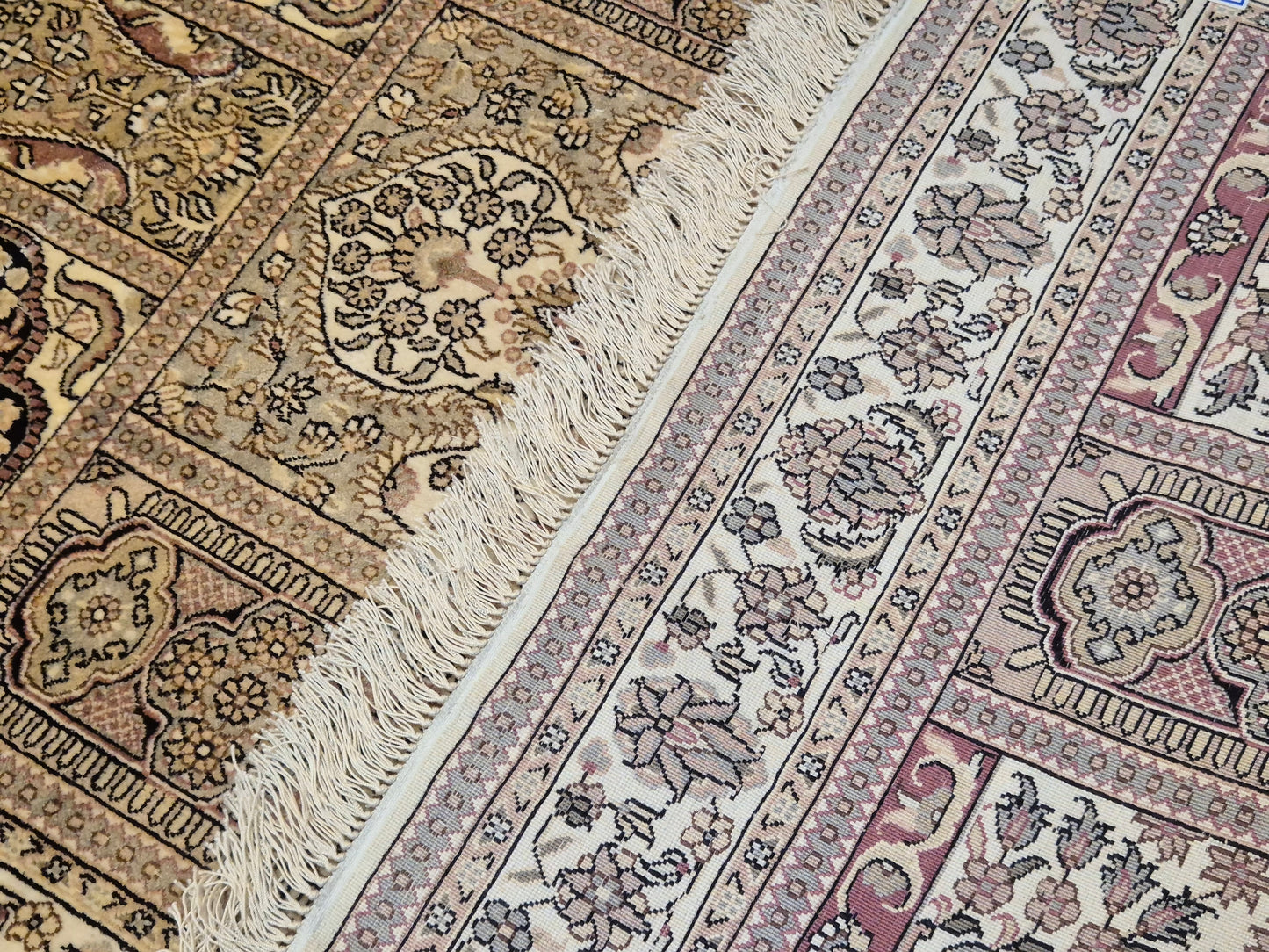 Hereke Teppich Seide auf Seide Gartenmotiv fein handgeknüpft