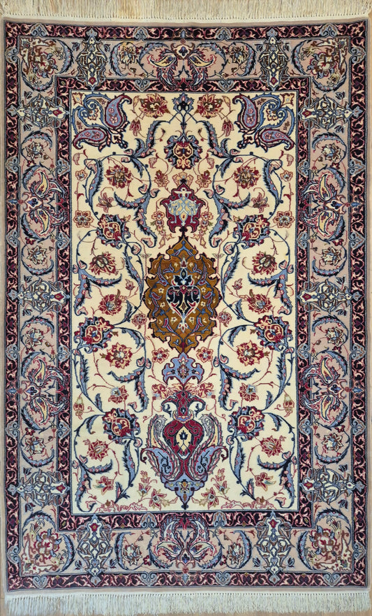 Isfahan Teppich Korkwolle auf Seide Medaillon fein handgeknüpft