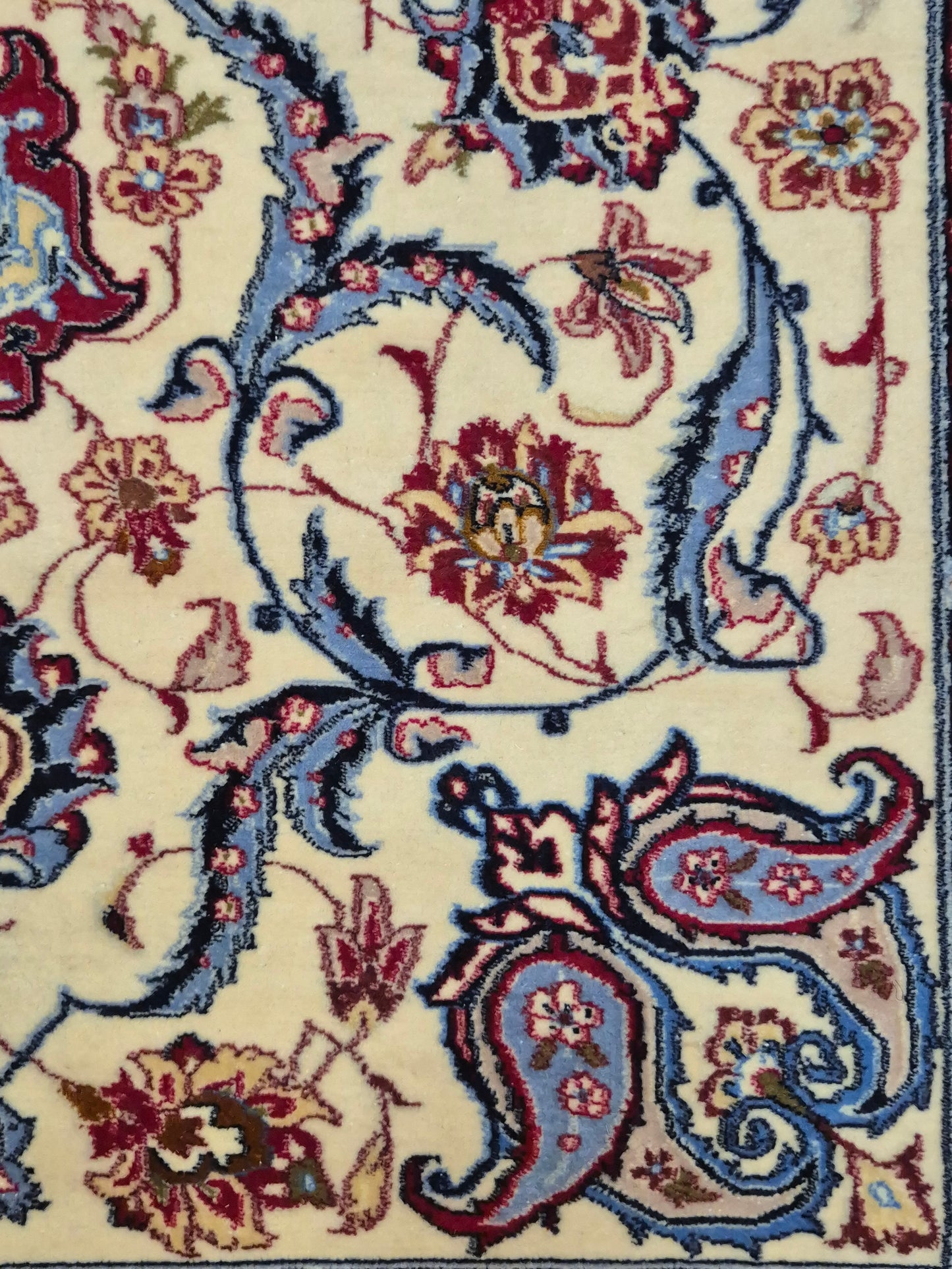 Isfahan Teppich Korkwolle auf Seide Medaillon fein handgeknüpft