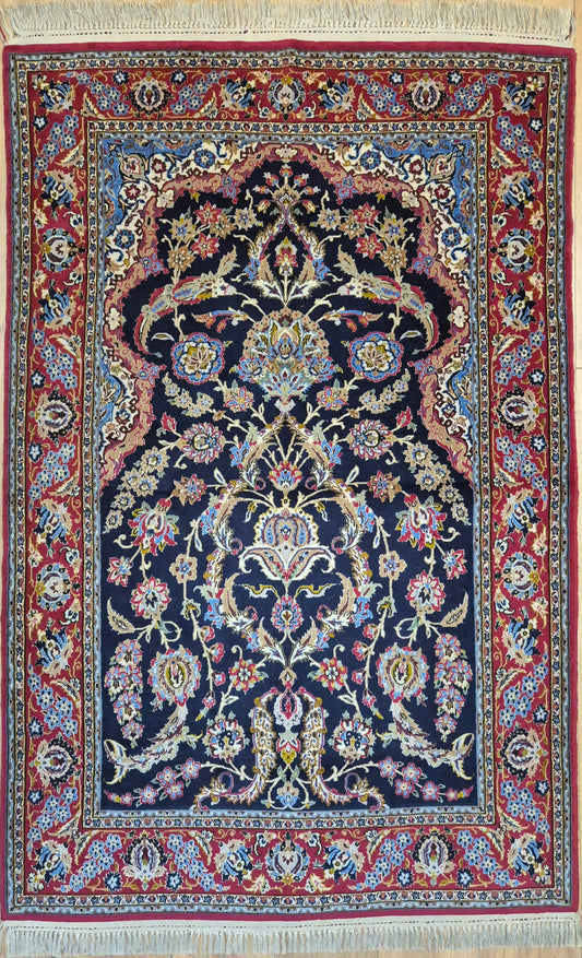 Isfahan Teppich Korkwolle mit Seide auf Seide dunkelblau rot fein