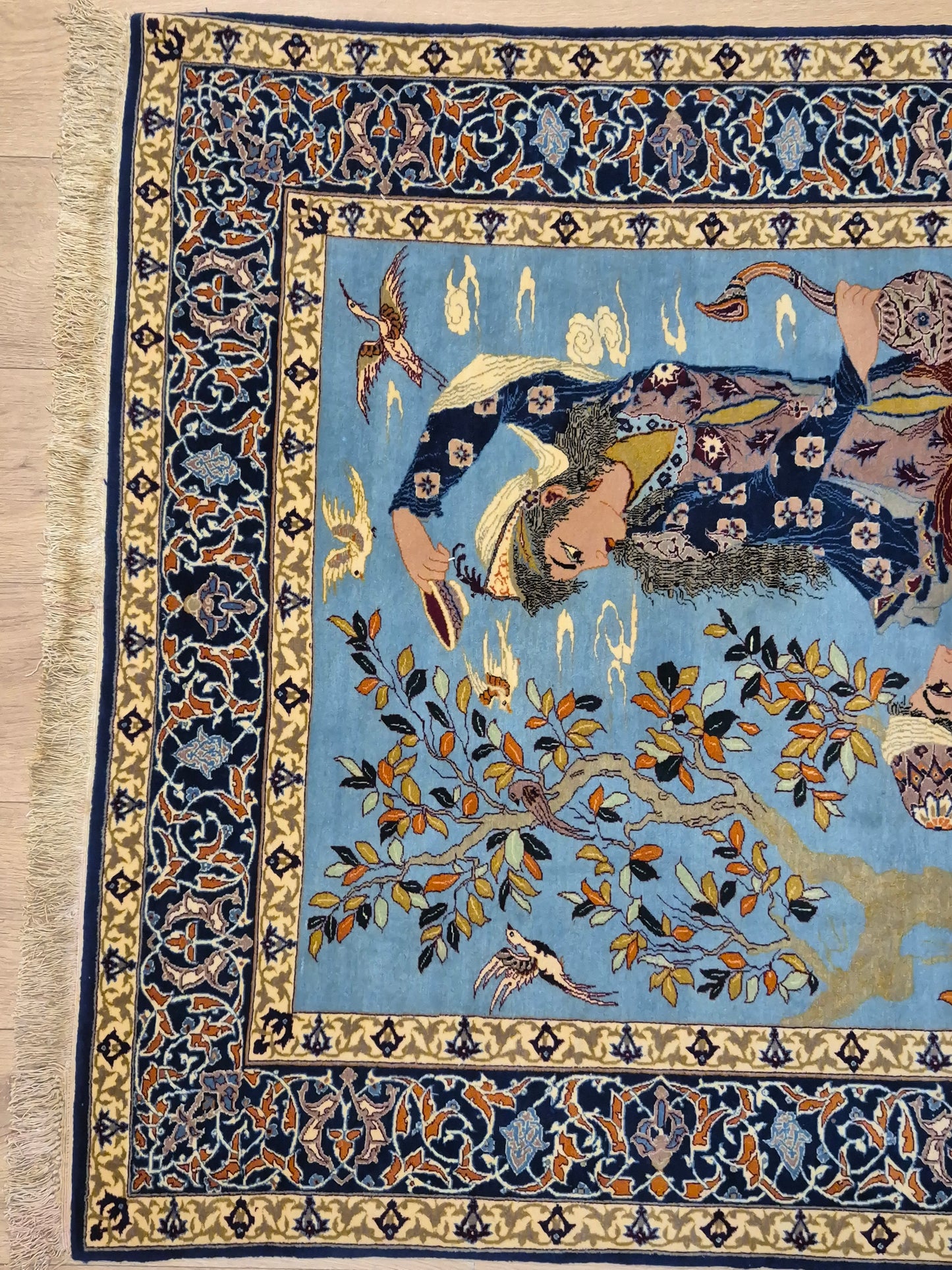 Isfahan Teppich Korkwolle mit Seide auf Seide figürlich