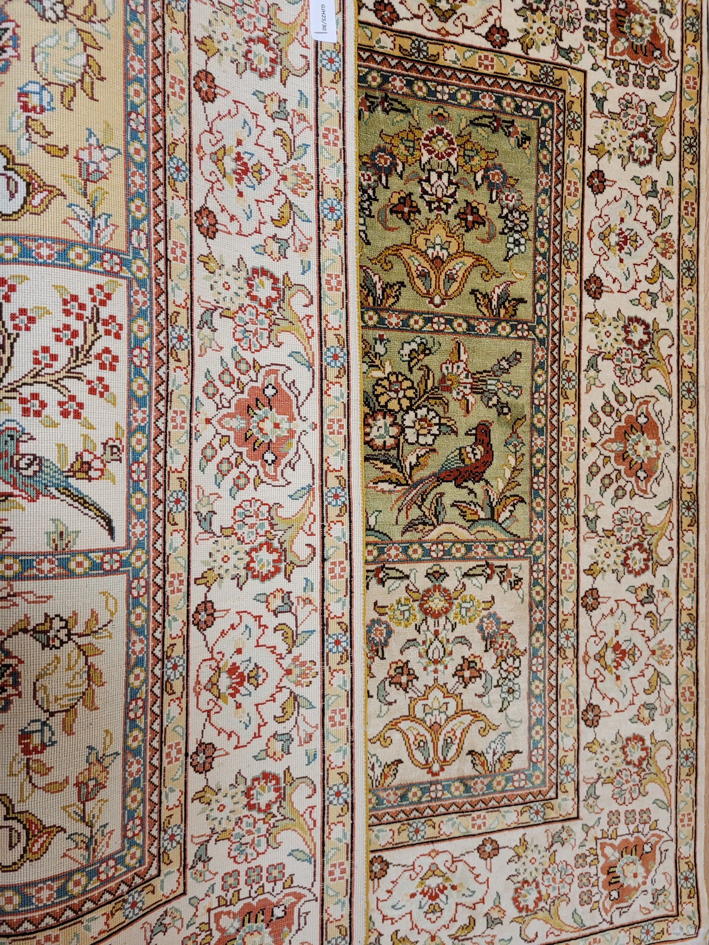 Hereke Teppich Seide auf Seide feine Knüpfung Gartenmotive