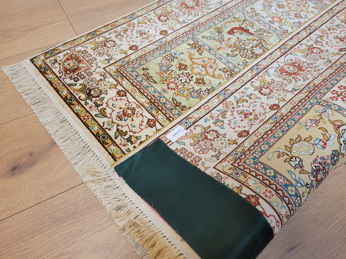 Hereke Teppich Seide auf Seide feine Knüpfung Gartenmotive