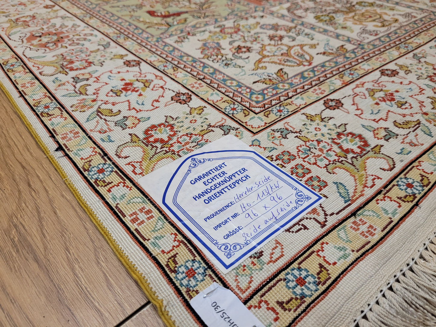 Hereke Teppich Seide auf Seide feine Knüpfung Gartenmotive