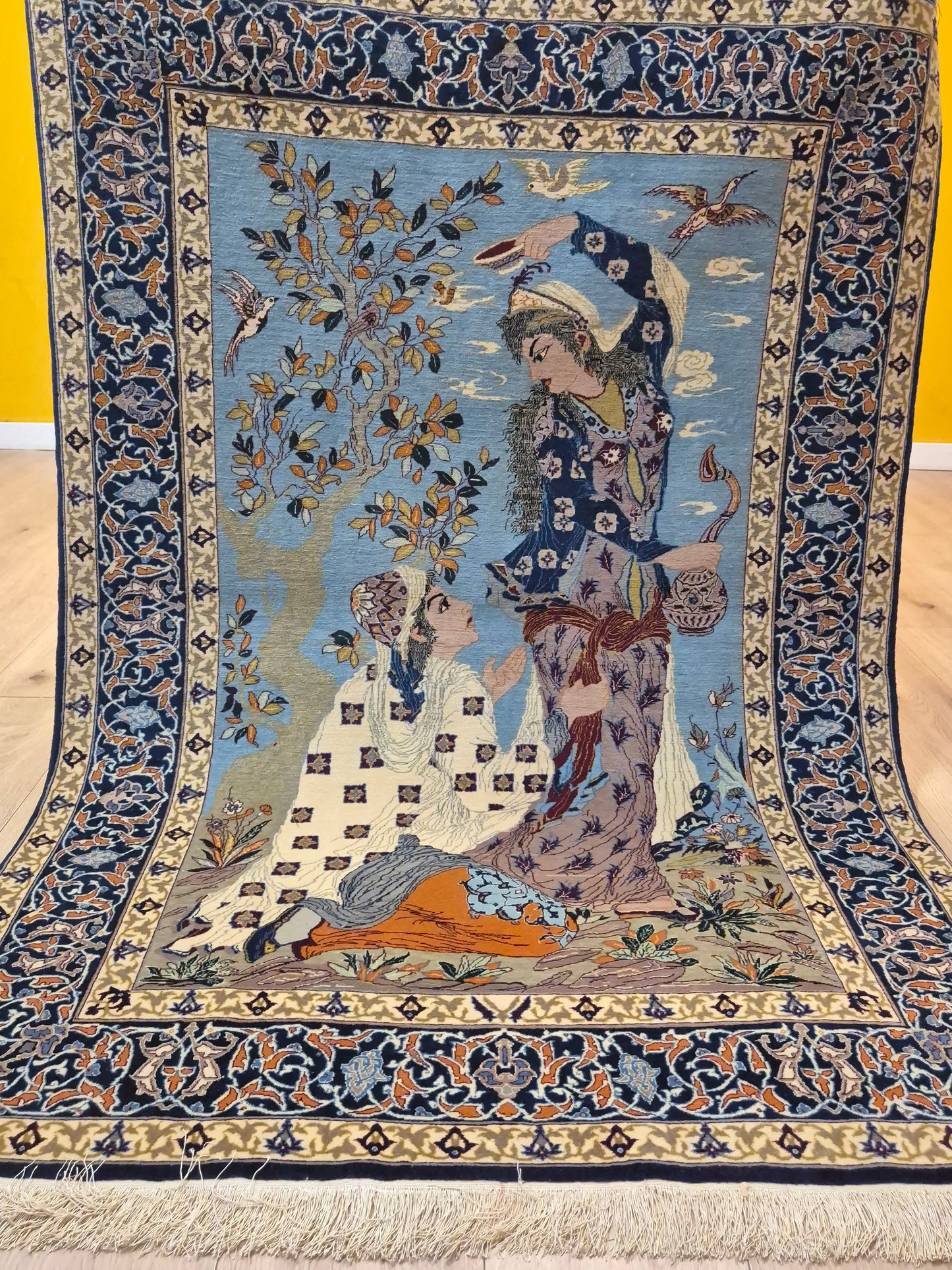 Isfahan Teppich Korkwolle mit Seide auf Seide figürlich