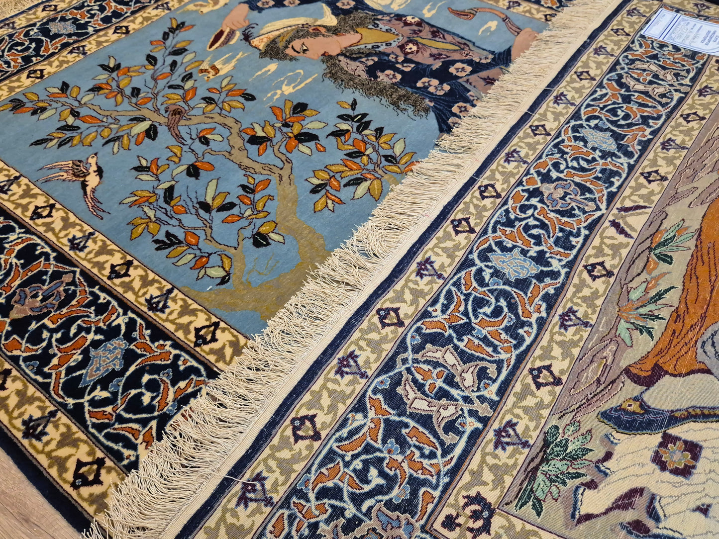 Isfahan Teppich Korkwolle mit Seide auf Seide figürlich