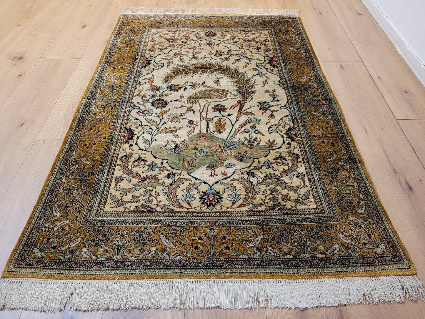 Ghom Seidenteppich Seide auf Seide Vogelmotiv feine Knüpfung