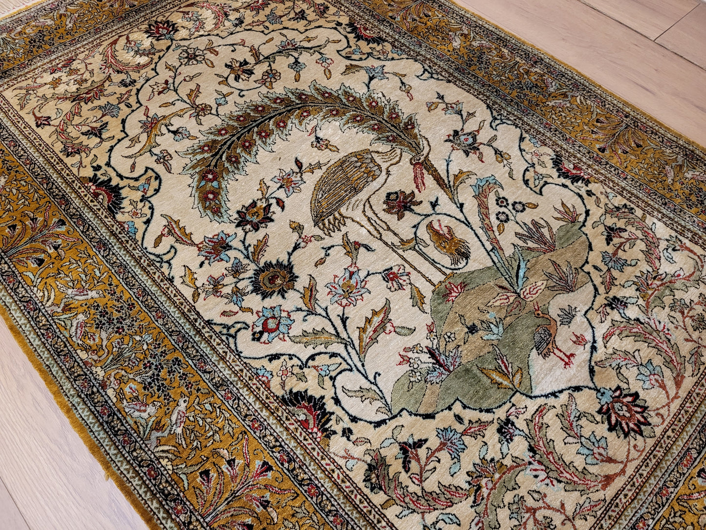 Ghom Seidenteppich Seide auf Seide Vogelmotiv feine Knüpfung