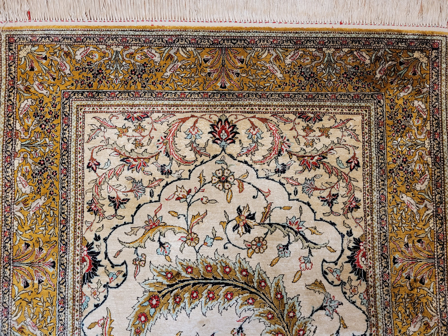 Ghom Seidenteppich Seide auf Seide Vogelmotiv feine Knüpfung