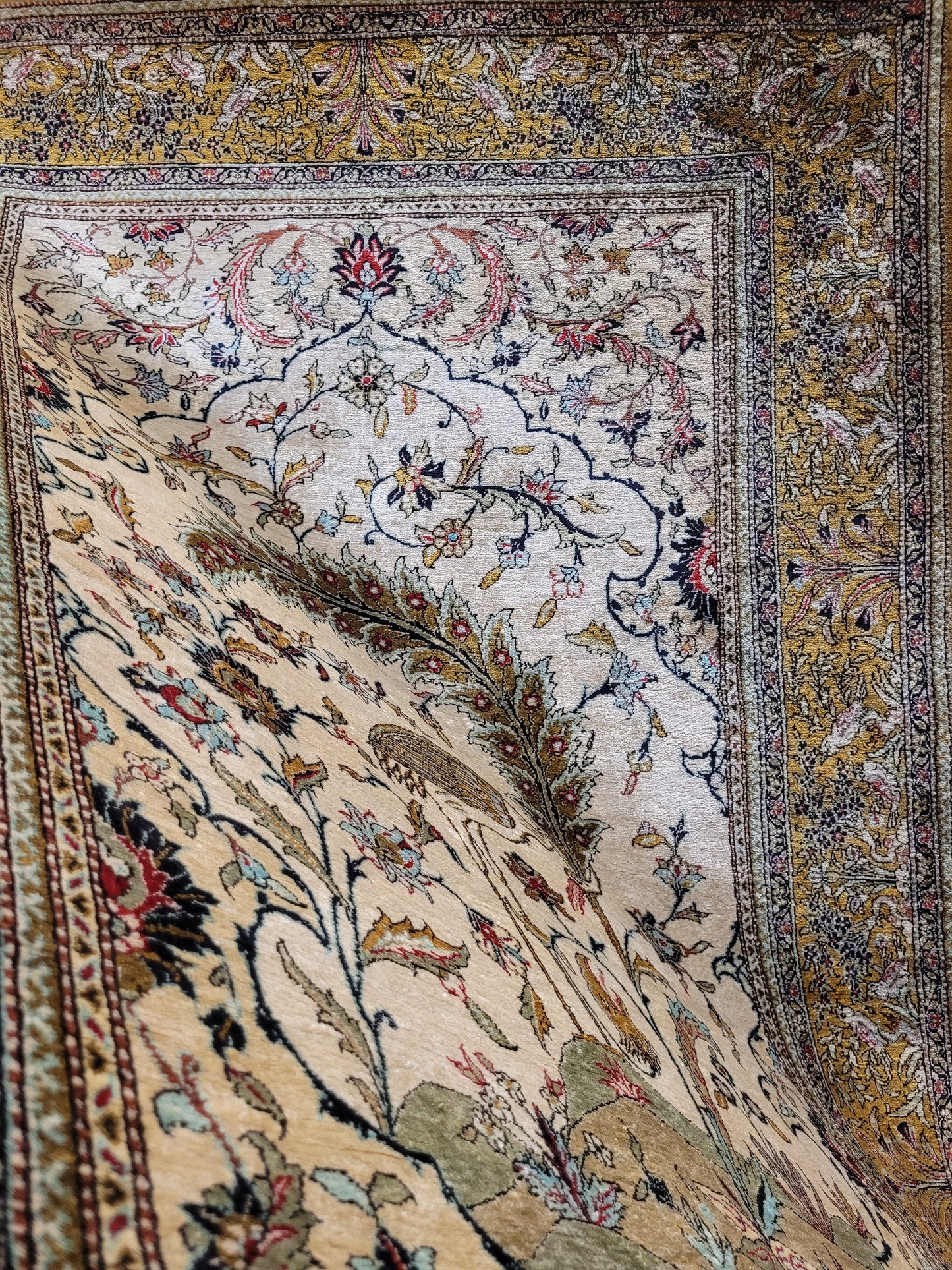 Ghom Seidenteppich Seide auf Seide Vogelmotiv feine Knüpfung