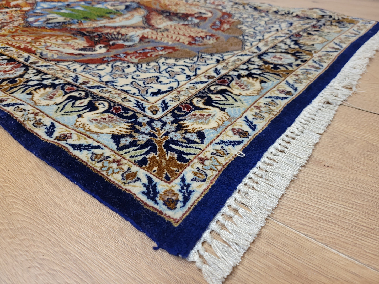 Isfahan Teppich Korkwolle Seide feine Knüpfung Bildmotiv