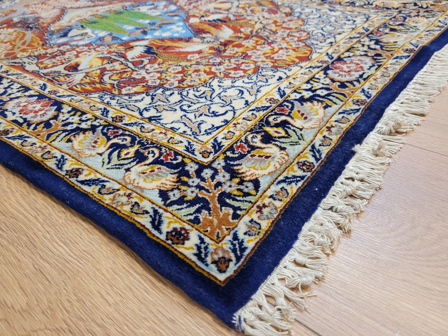 Isfahan Teppich Korkwolle Seide feine Knüpfung Bildmotiv