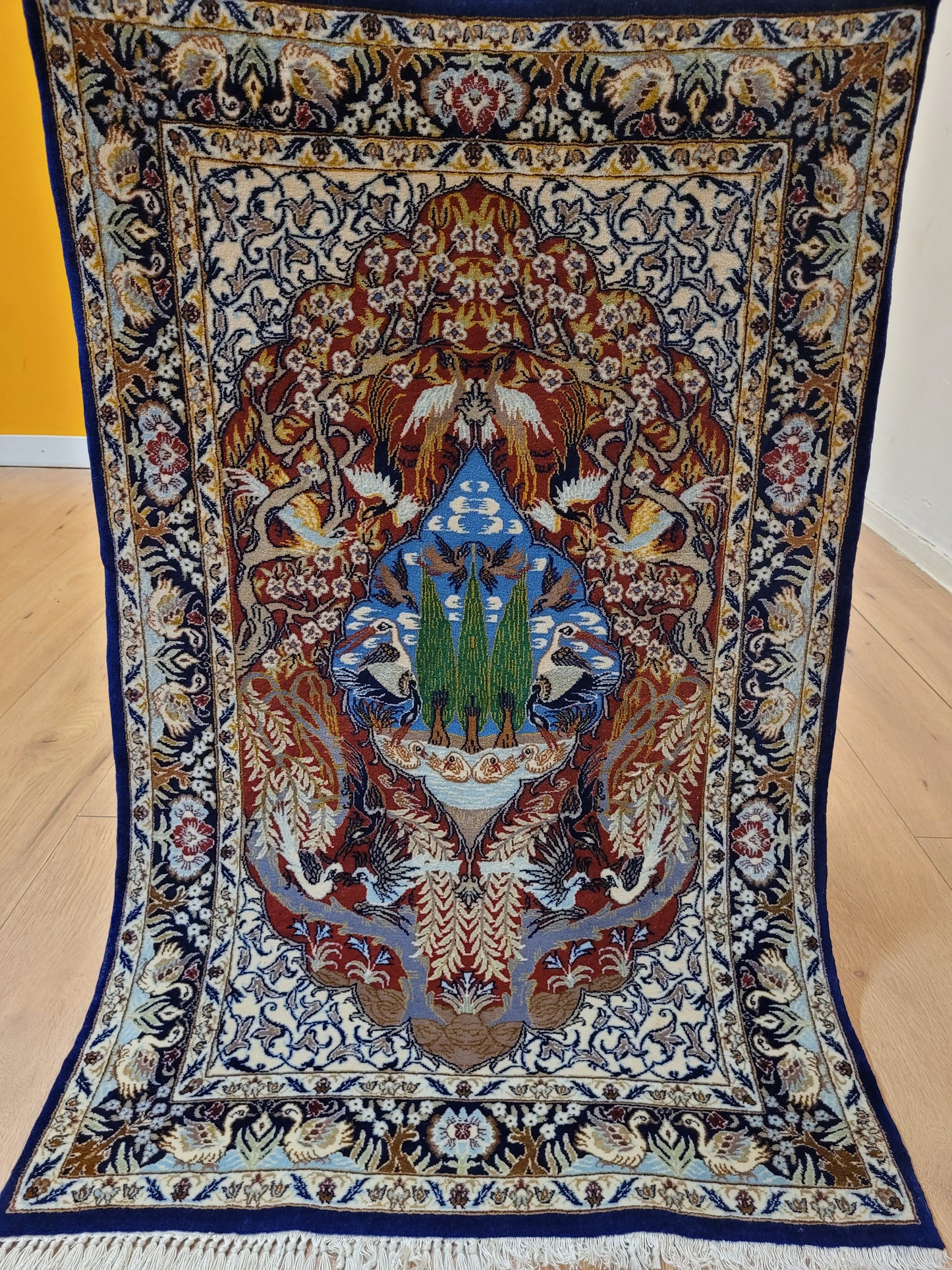 Isfahan Teppich Korkwolle Seide feine Knüpfung Bildmotiv