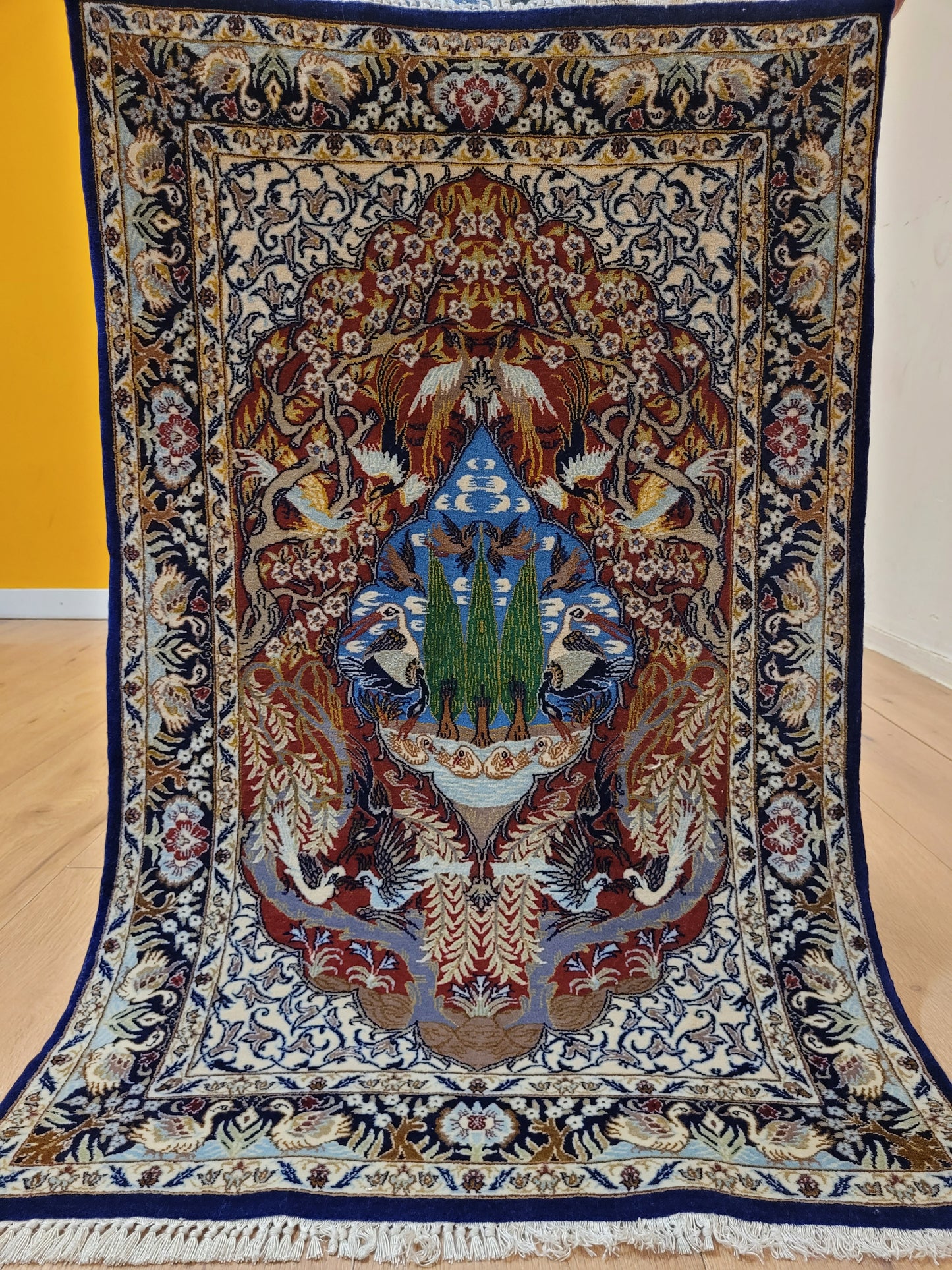 Isfahan Teppich Korkwolle Seide feine Knüpfung Bildmotiv