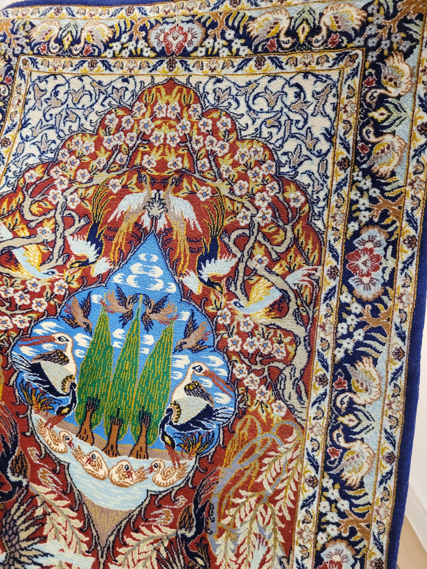 Isfahan Teppich Korkwolle Seide feine Knüpfung Bildmotiv