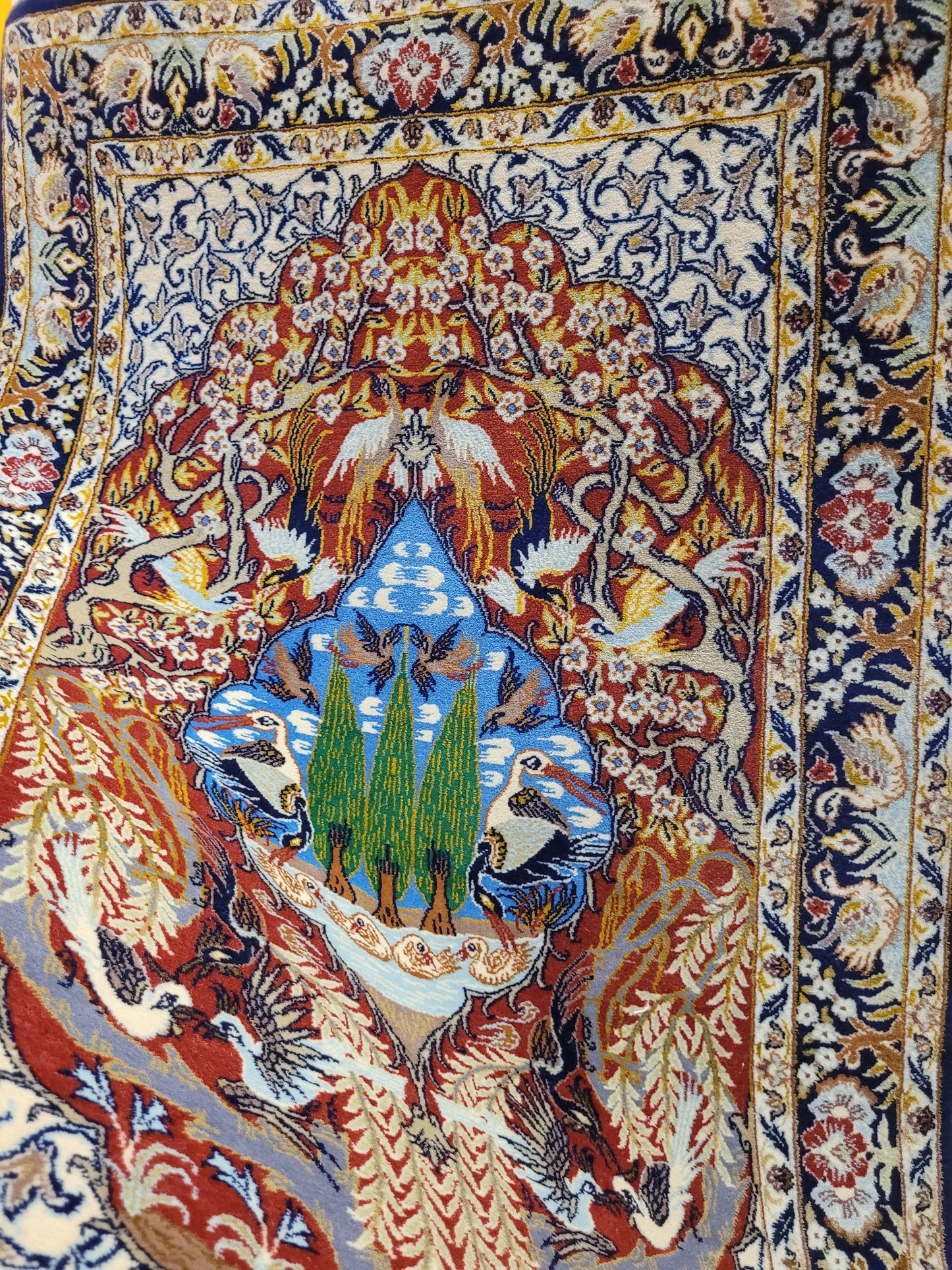 Isfahan Teppich Korkwolle Seide feine Knüpfung Bildmotiv