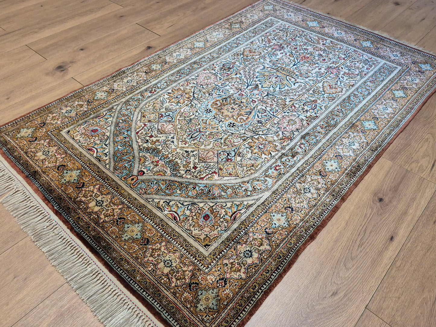 Ghom Teppich Seide auf Seide feine Knüpfung Gebetsteppich