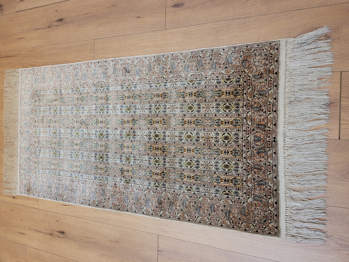 Hereke Teppich Seide auf Seide feine Knüpfung Streifendesign