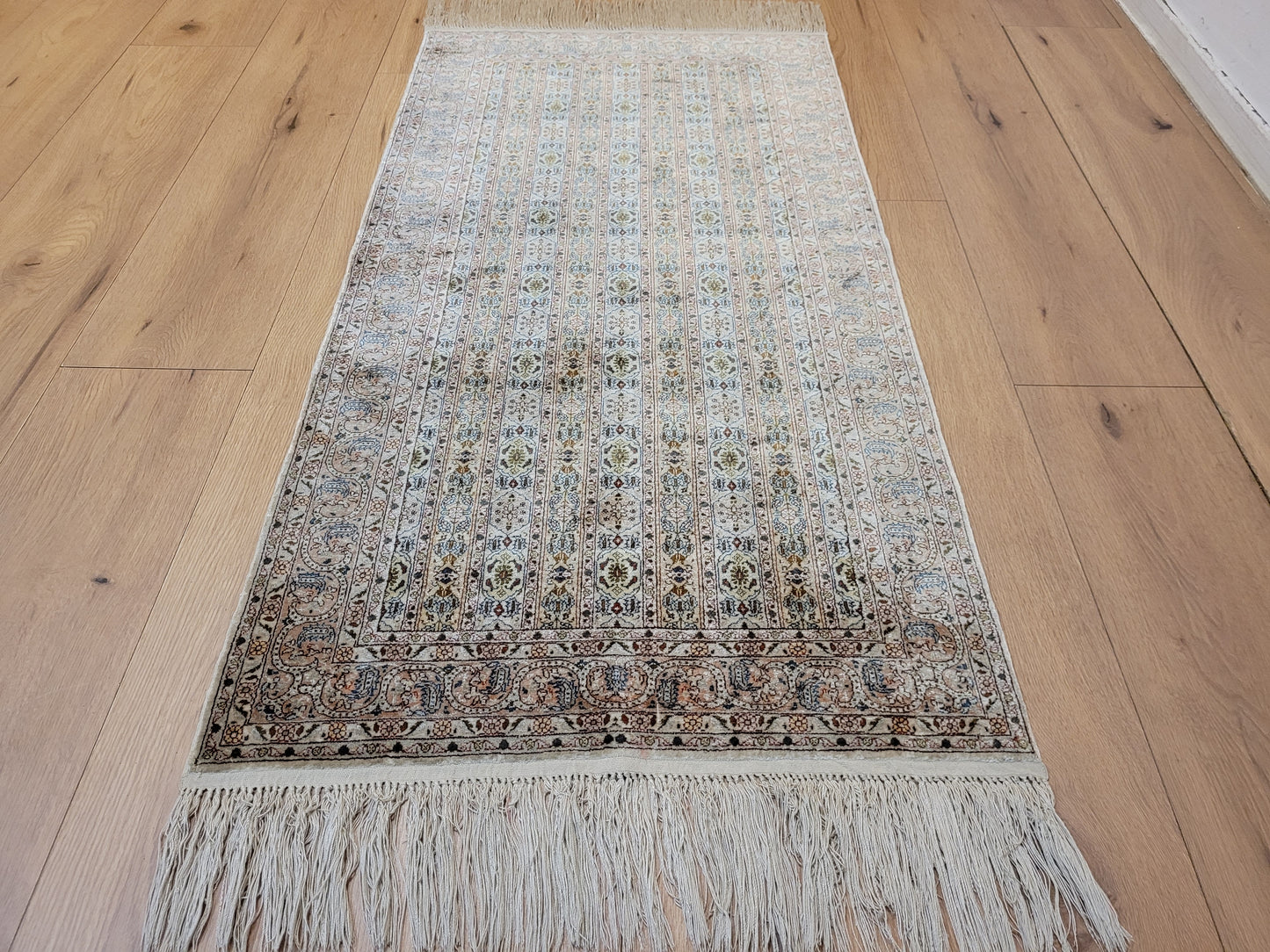 Hereke Teppich Seide auf Seide feine Knüpfung Streifendesign