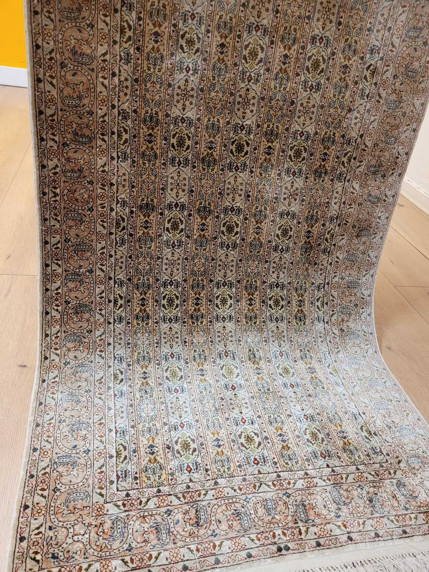 Hereke Teppich Seide auf Seide feine Knüpfung Streifendesign