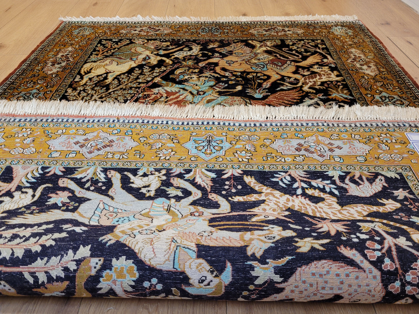 Ghom Seidenteppich Seide feine Knüpfung Jagdszene