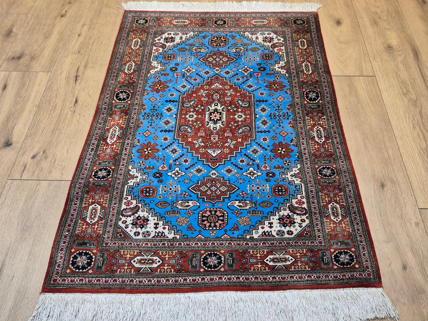 Ghom Teppich Seide auf Seide geometrisches Medaillonmuster