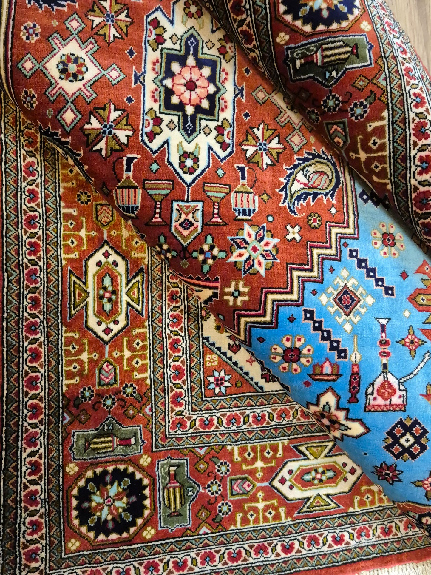 Ghom Teppich Seide auf Seide geometrisches Medaillonmuster