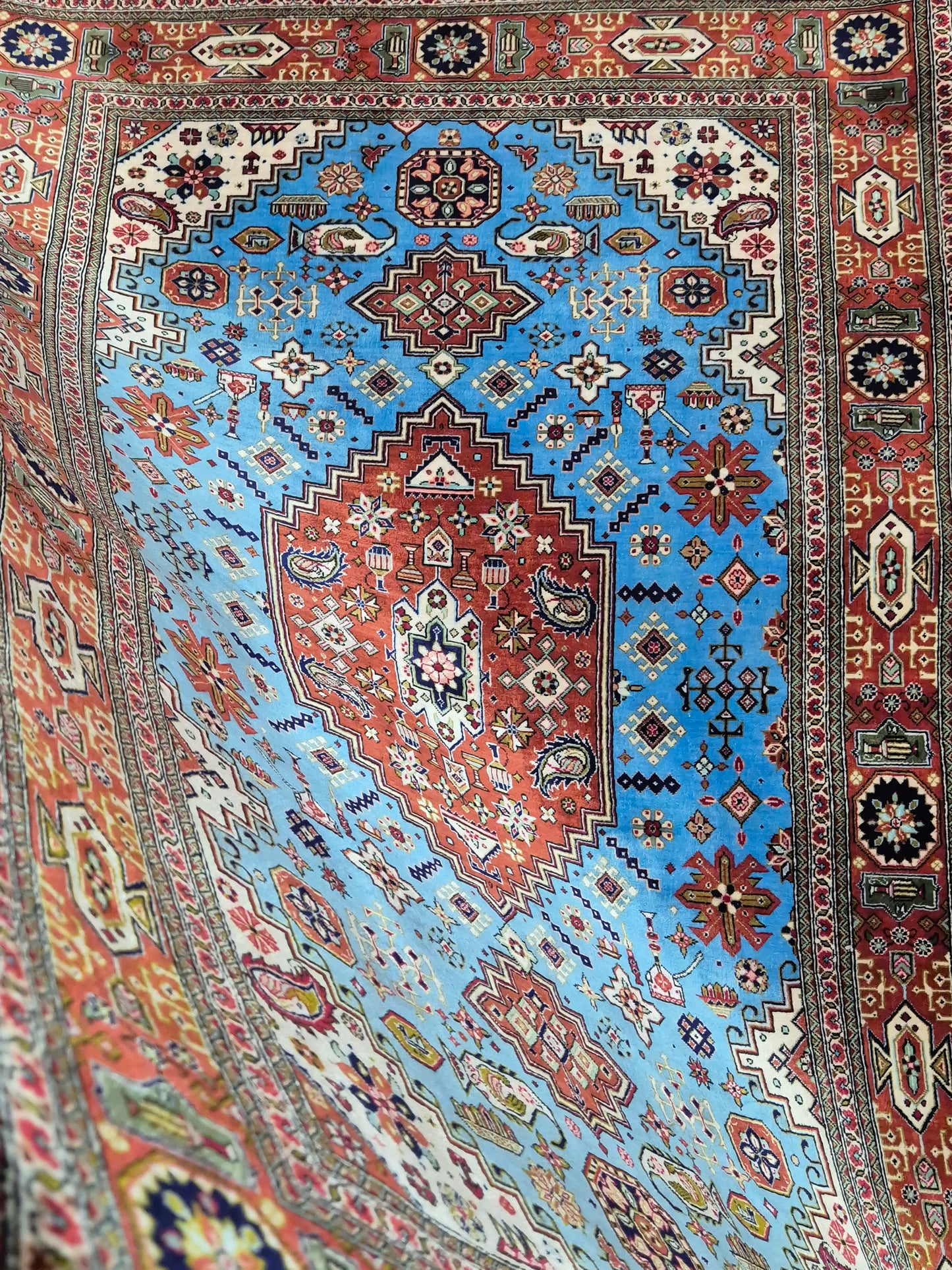 Ghom Teppich Seide auf Seide geometrisches Medaillonmuster