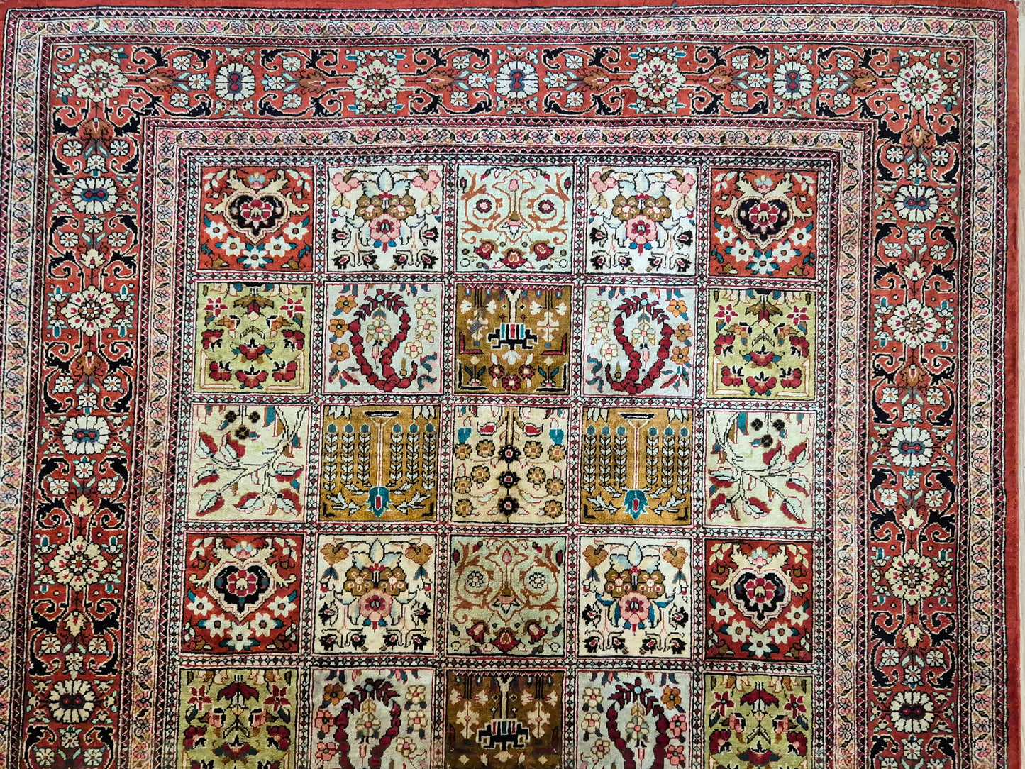 Ghom Teppich Seide auf Seide fein Gartenmuster