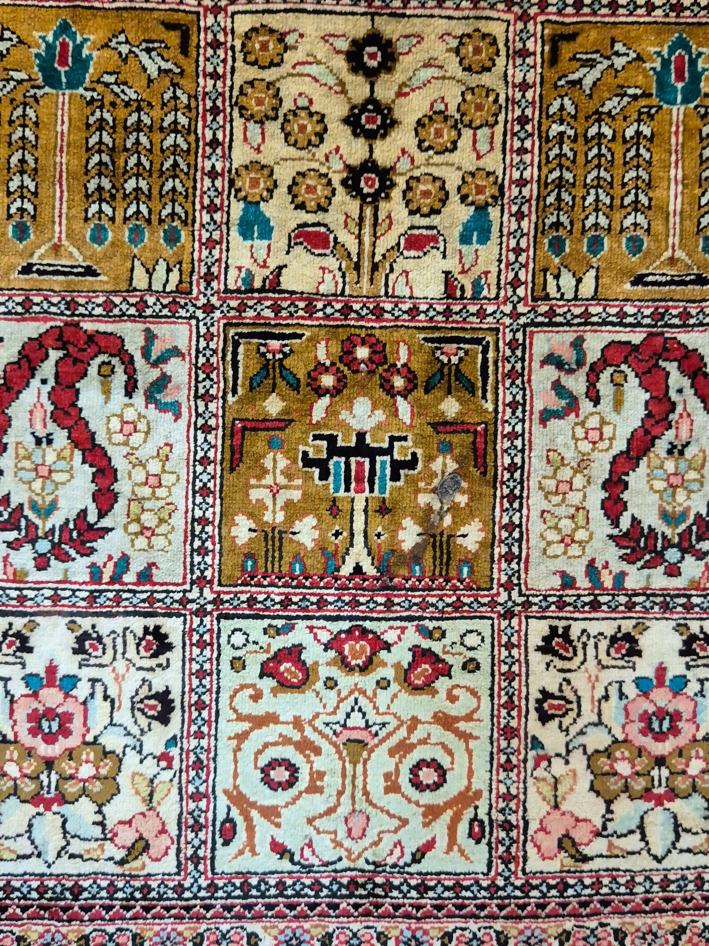 Ghom Teppich Seide auf Seide fein Gartenmuster