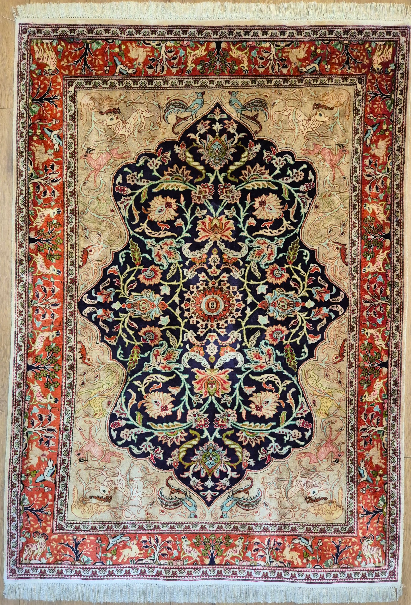 Ghom Seidenteppich auf Seide Jagdmotiv feine Knüpfung