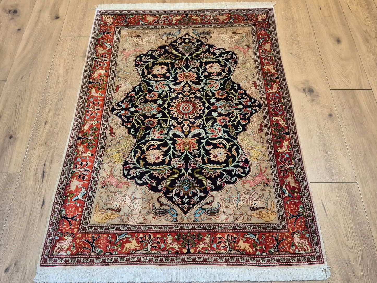 Ghom Seidenteppich auf Seide Jagdmotiv feine Knüpfung