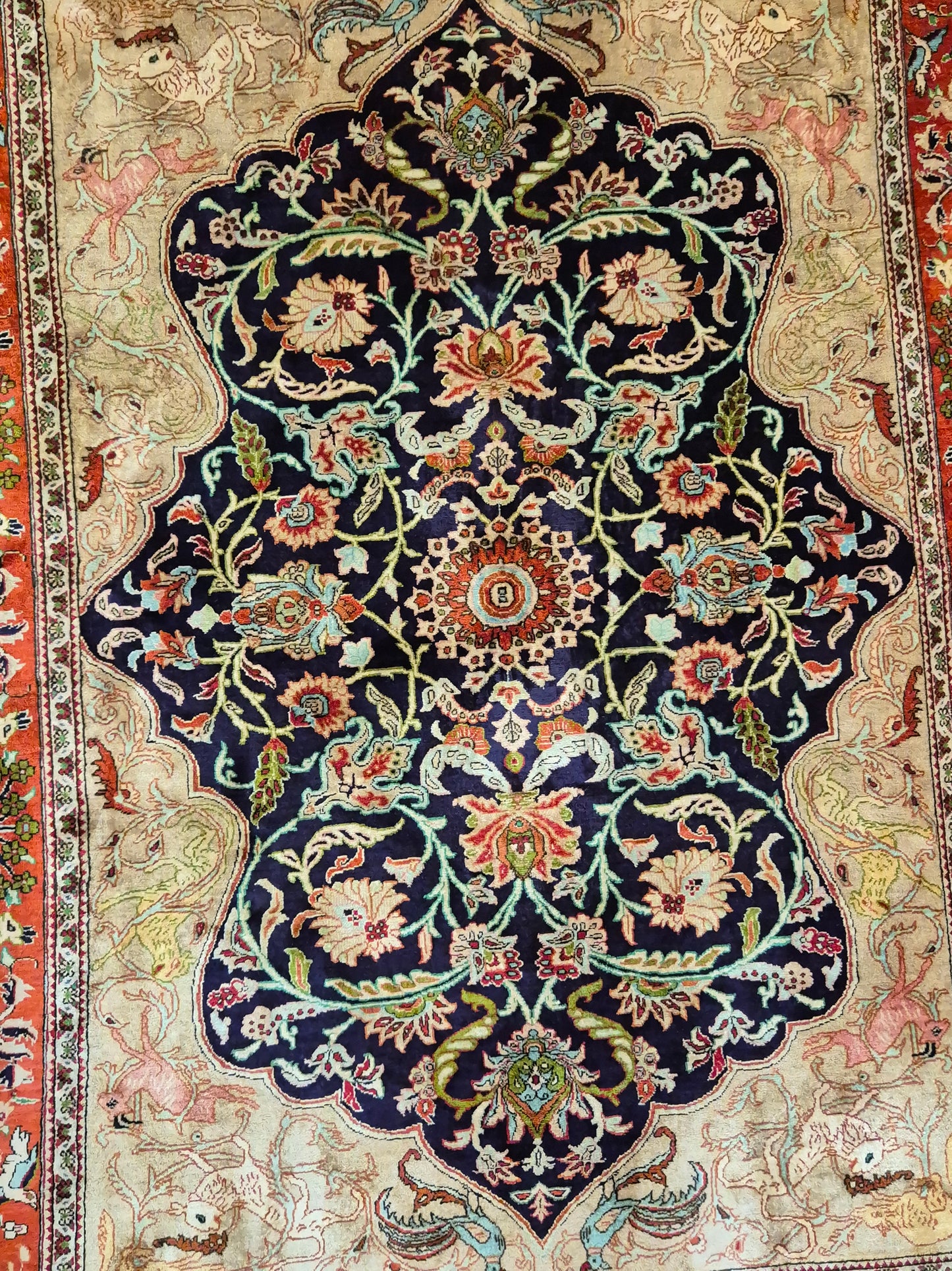 Ghom Seidenteppich auf Seide Jagdmotiv feine Knüpfung