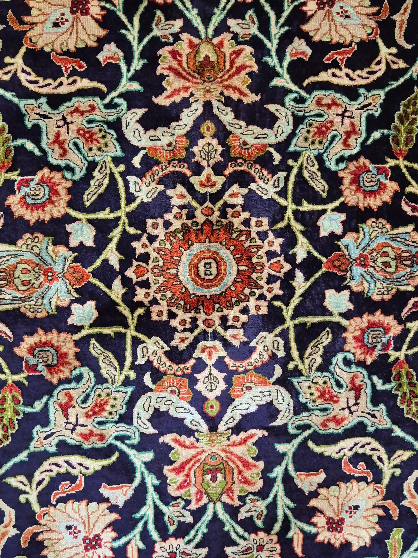 Ghom Seidenteppich auf Seide Jagdmotiv feine Knüpfung