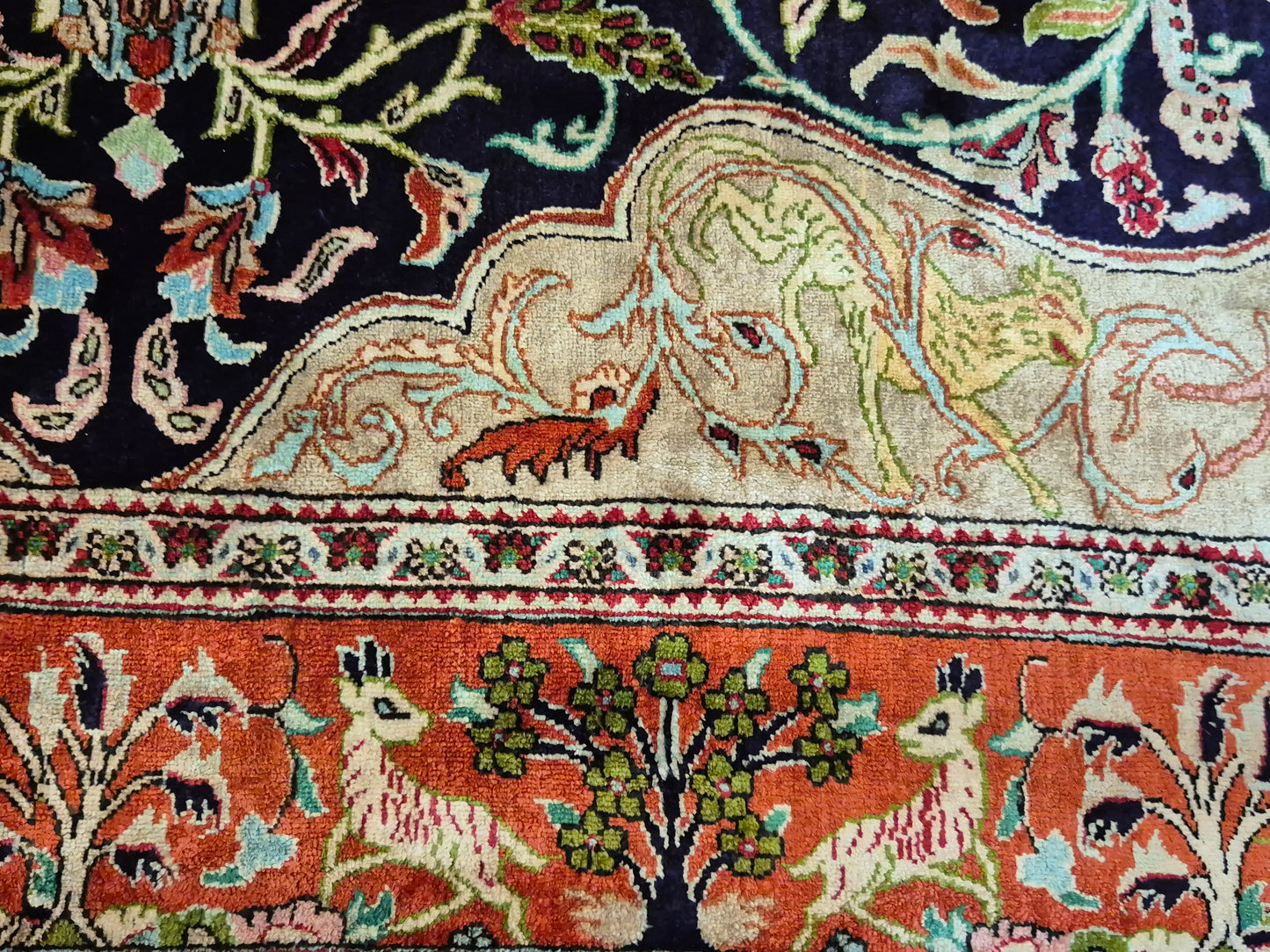 Ghom Seidenteppich auf Seide Jagdmotiv feine Knüpfung