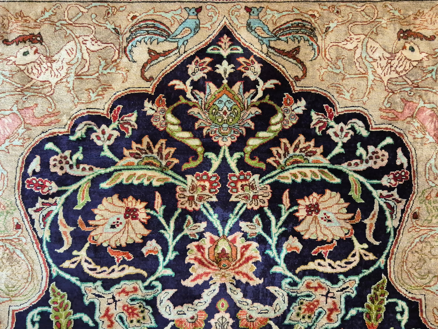 Ghom Seidenteppich auf Seide Jagdmotiv feine Knüpfung