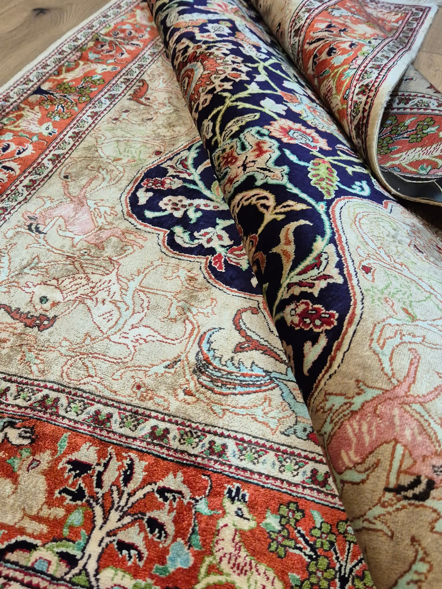 Ghom Seidenteppich auf Seide Jagdmotiv feine Knüpfung