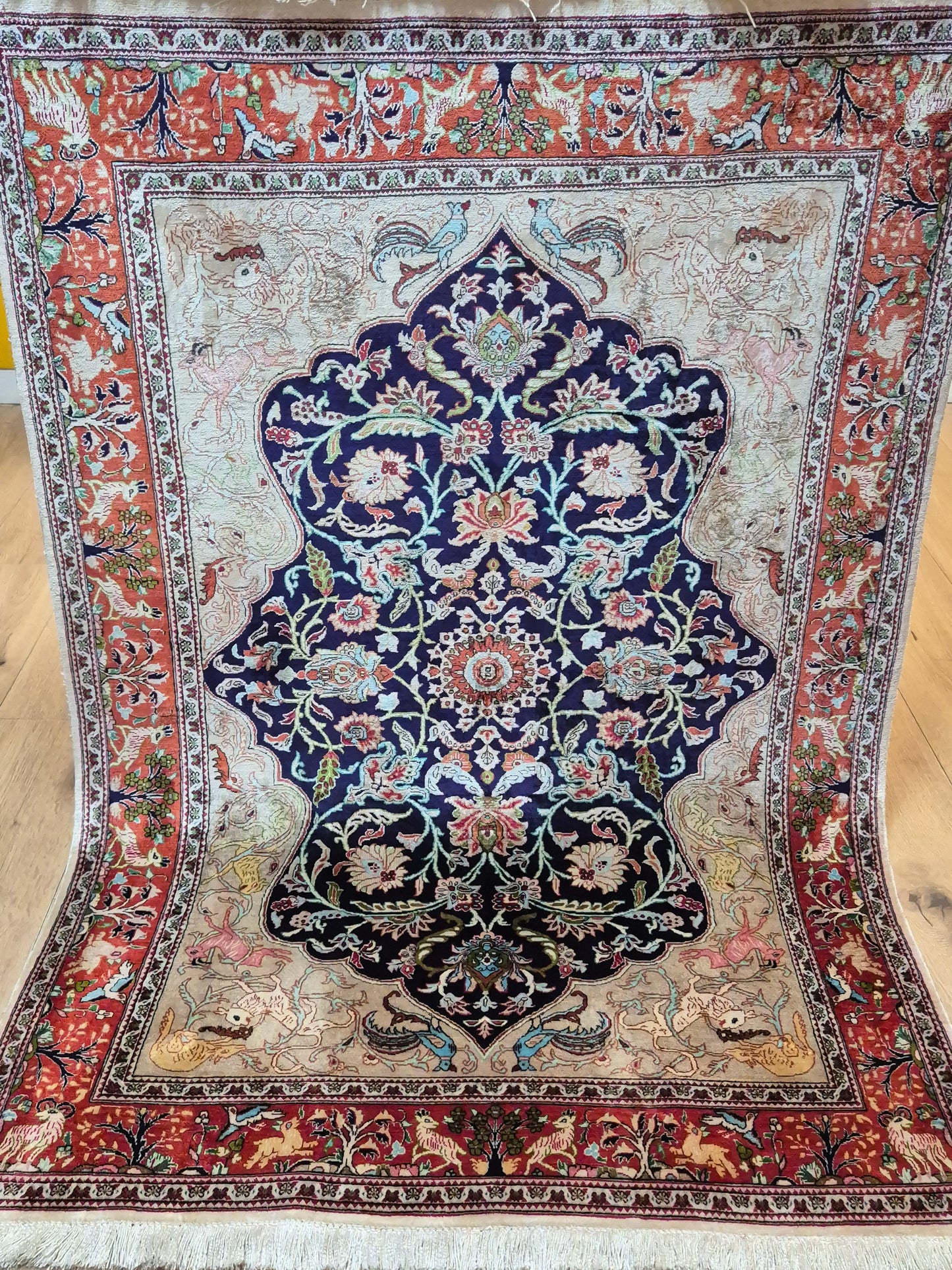 Ghom Seidenteppich auf Seide Jagdmotiv feine Knüpfung