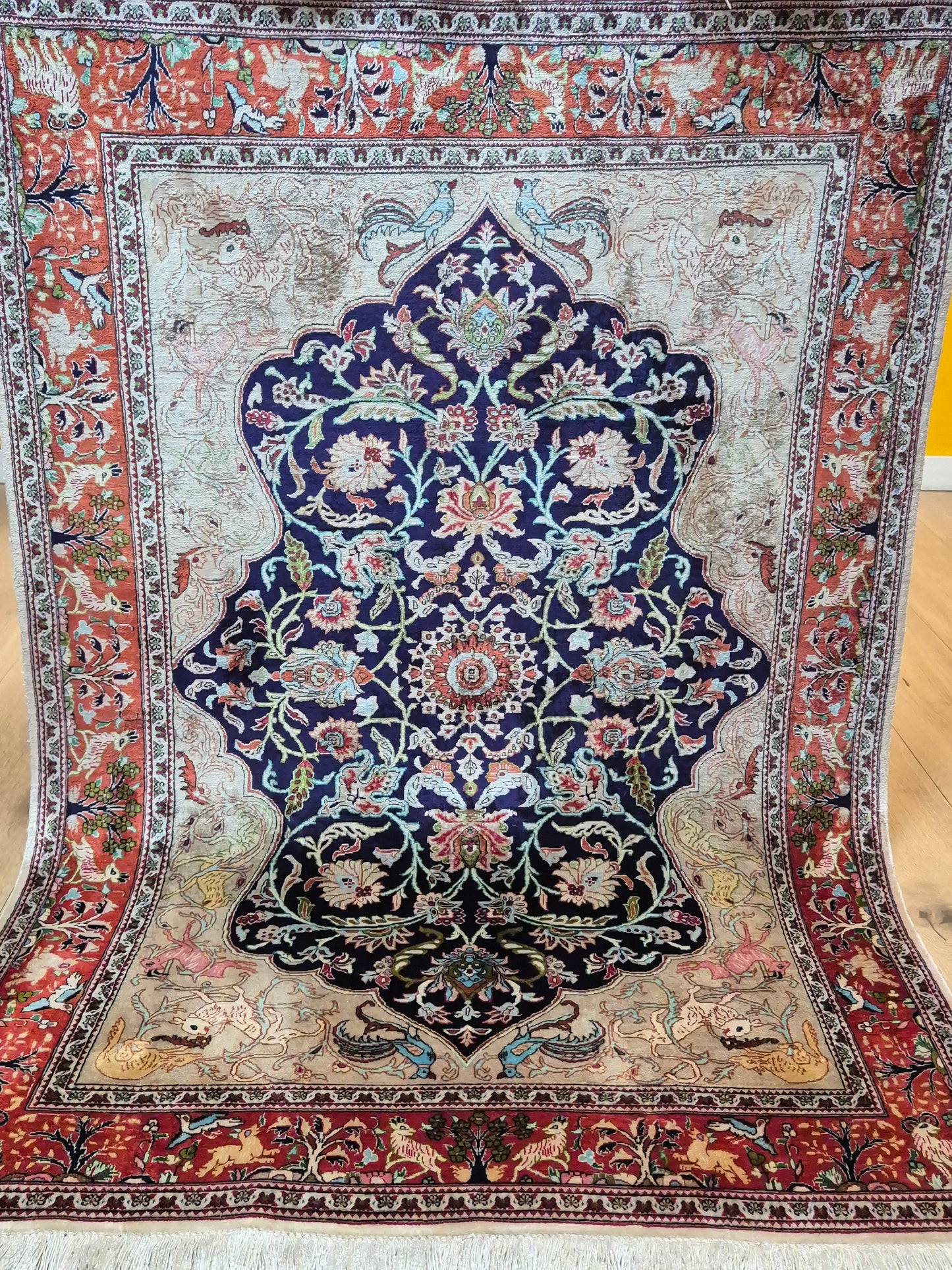 Ghom Seidenteppich auf Seide Jagdmotiv feine Knüpfung