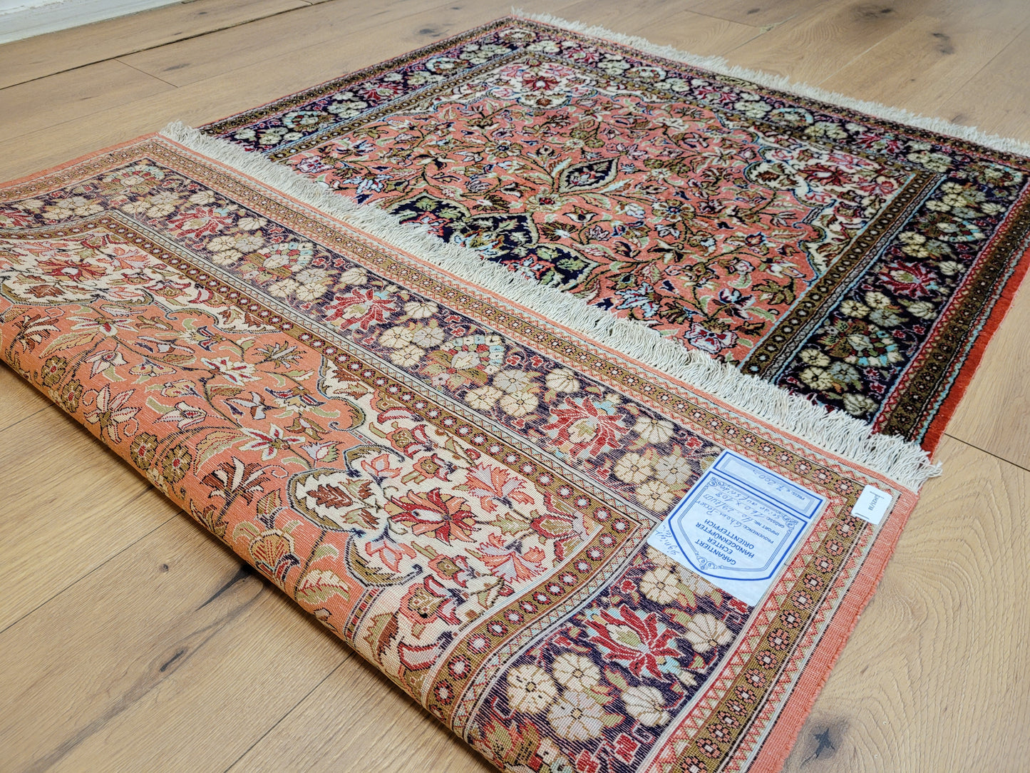 Ghom Seide auf Seide Teppich signiert florales Medaillon feine Knüpfung