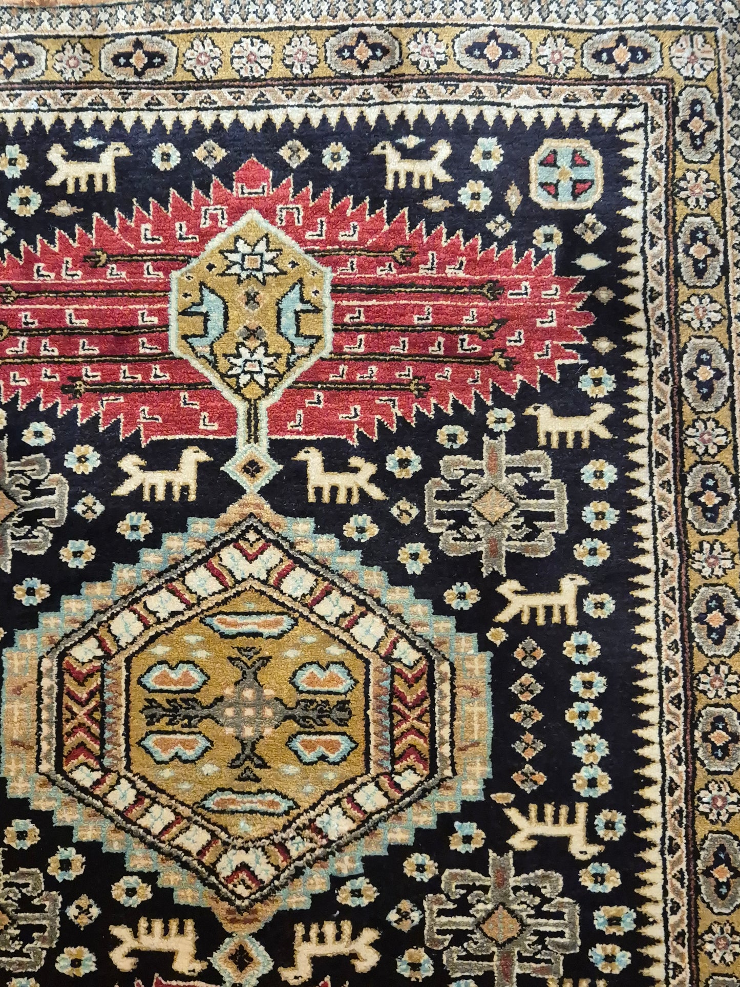 Ghom Seidenteppich reine Seide geometrisches Design Tiermotive