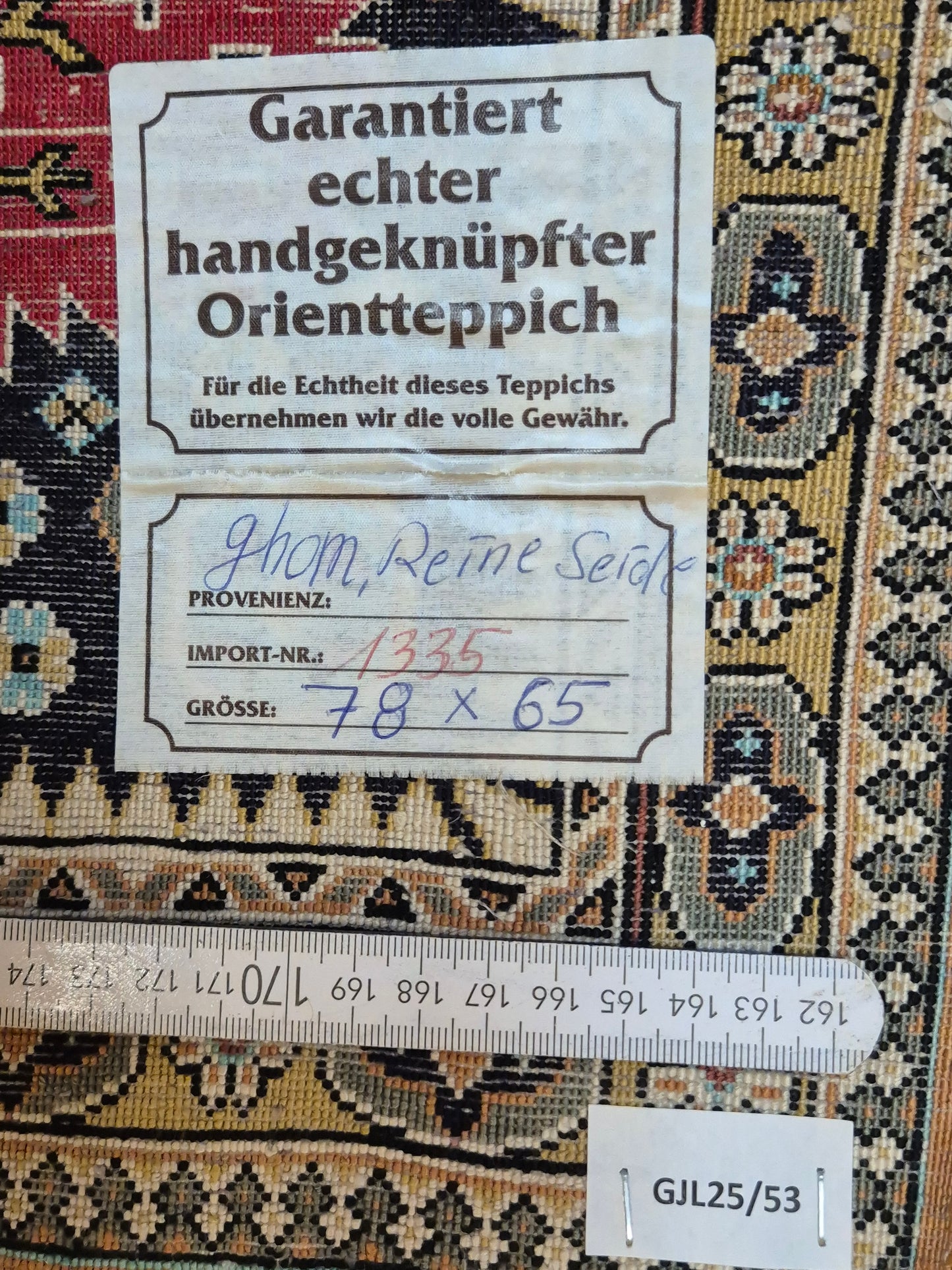 Ghom Seidenteppich reine Seide geometrisches Design Tiermotive