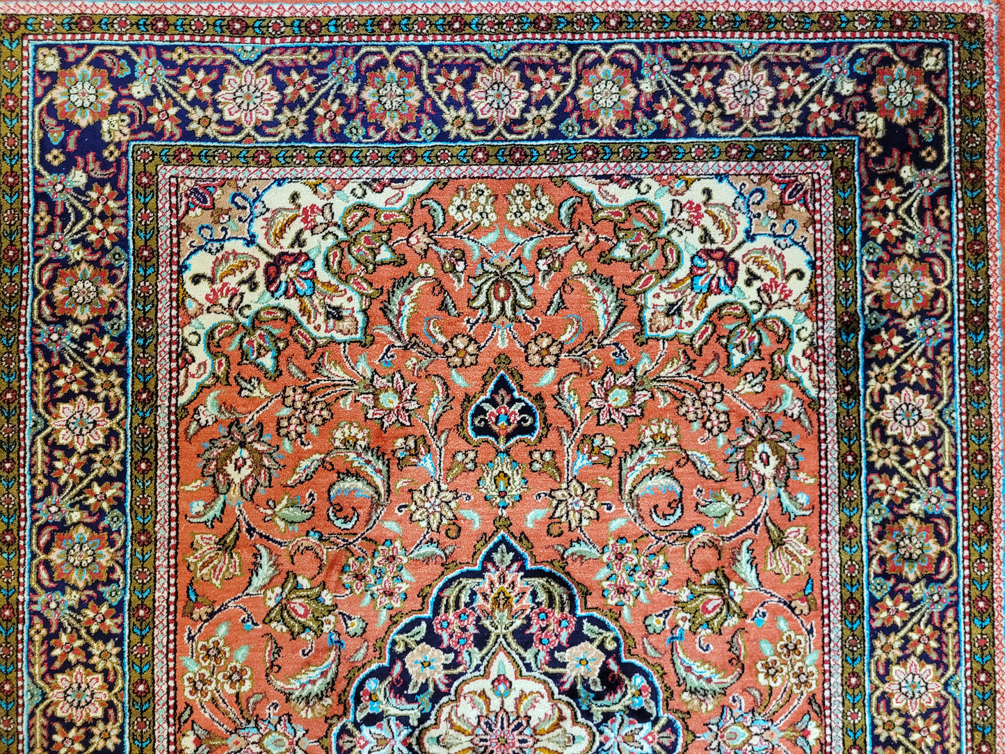 Ghom Teppich Seide auf Seide fein Blumenmuster