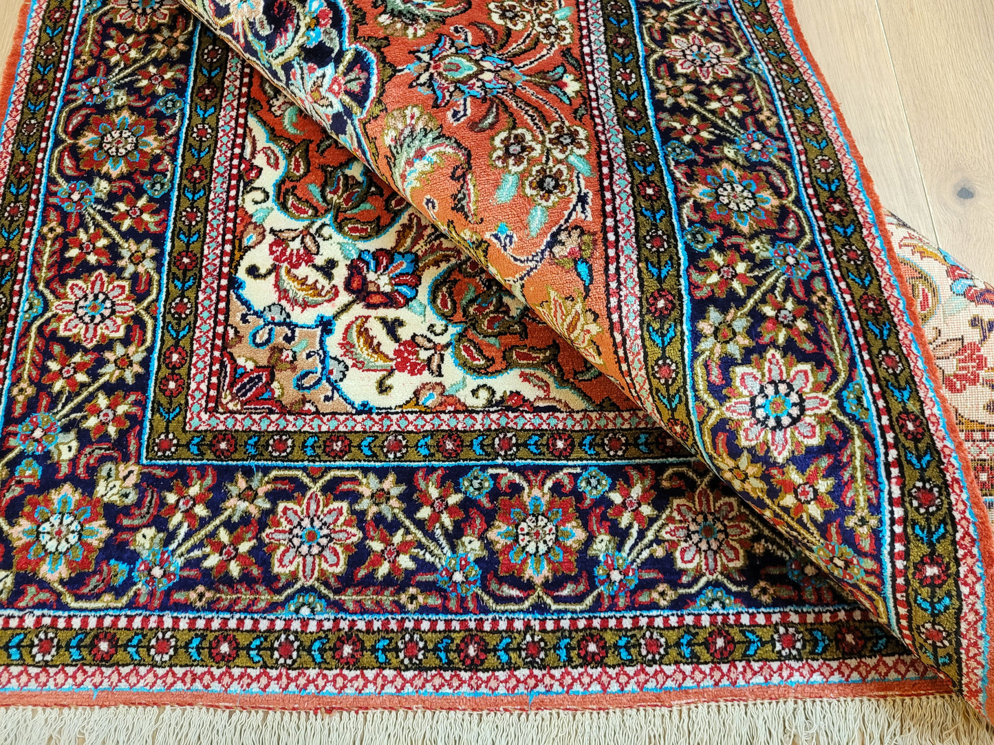 Ghom Teppich Seide auf Seide fein Blumenmuster