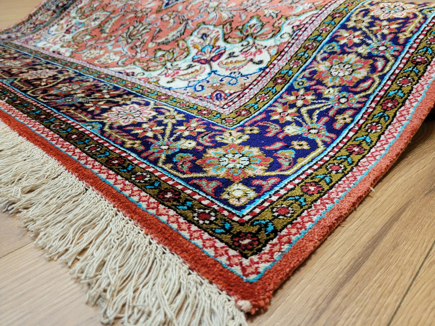 Ghom Teppich Seide auf Seide fein Blumenmuster