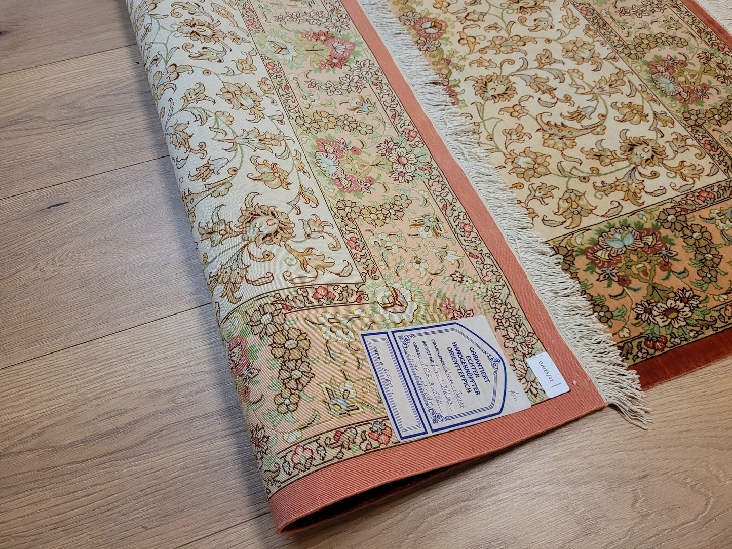 Ghom Teppich Seide auf Seide fein Medaillon Blütenornament