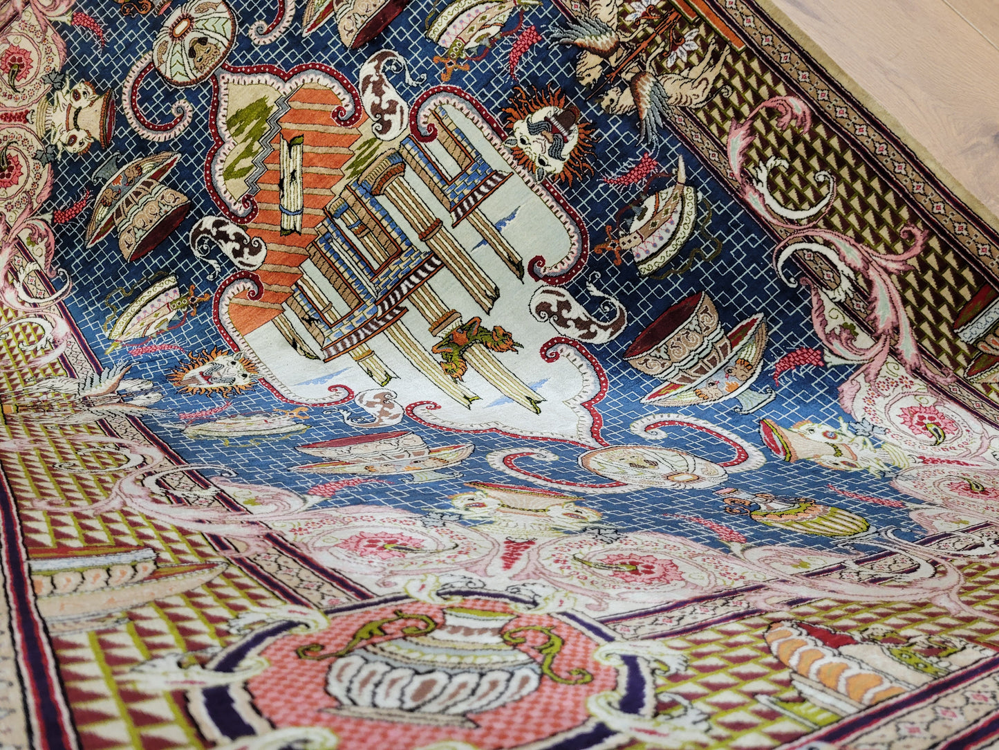 Ghom Teppich Seide auf Seide signiert figürliche Darstellung