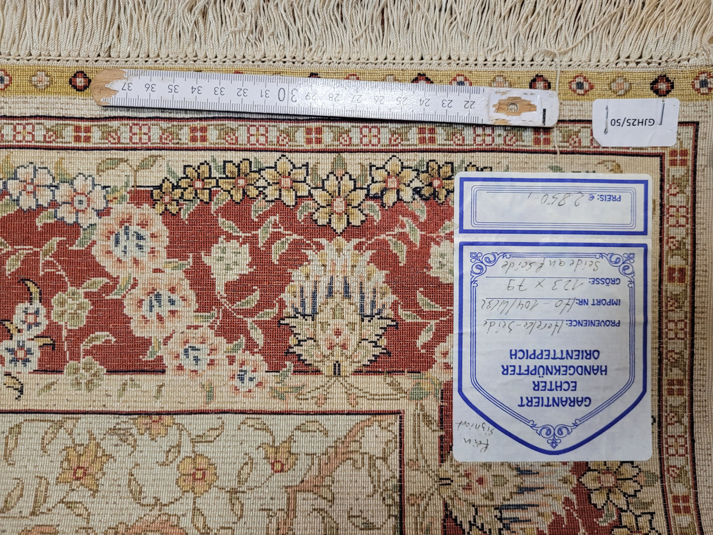 Hereke Teppich Seide auf Seide signiert fein Paradiesvogel Motiv